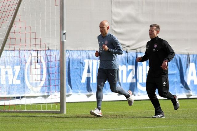 赛中始终保 赛中始终保