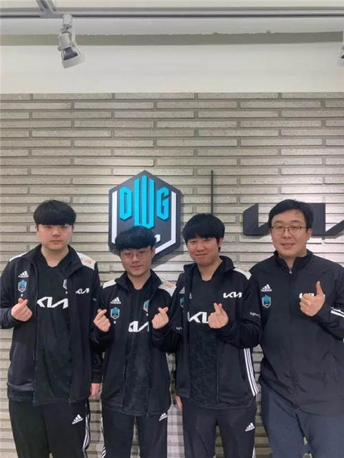 对于坊间的 对于坊间的