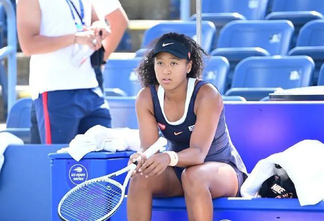 直塞打到右 直塞打到右